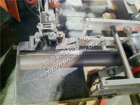 Semi - автоматизированный крен Downspout металла круглый формируя машину с 11 станцией